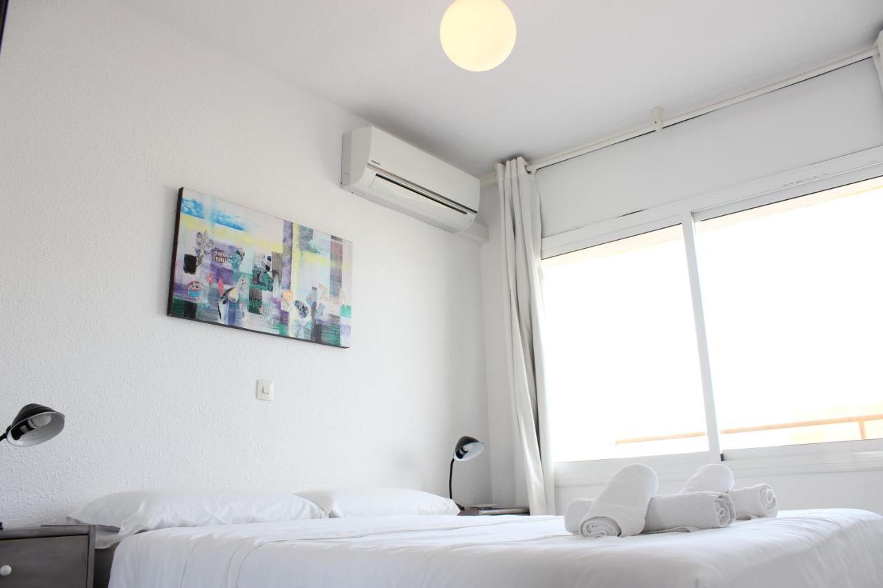 Beautiful Apartment In Front Of Beach, Pool, View Росас Экстерьер фото