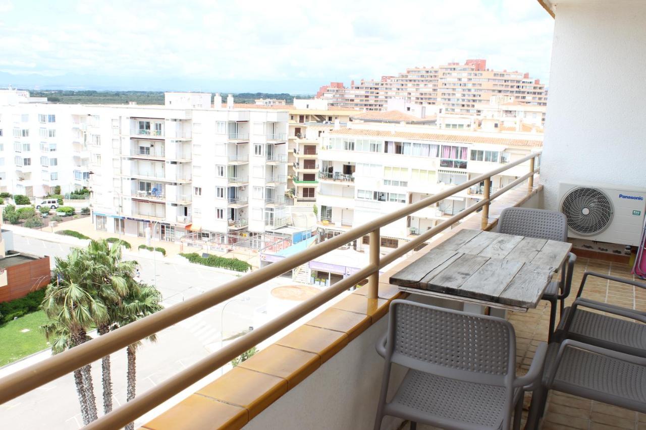 Beautiful Apartment In Front Of Beach, Pool, View Росас Экстерьер фото